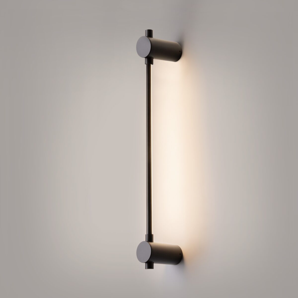 PHOTO_on_live_MOD413WL-L6B3K_standard Wall Lamp MOD413WL-L6B3K 1
