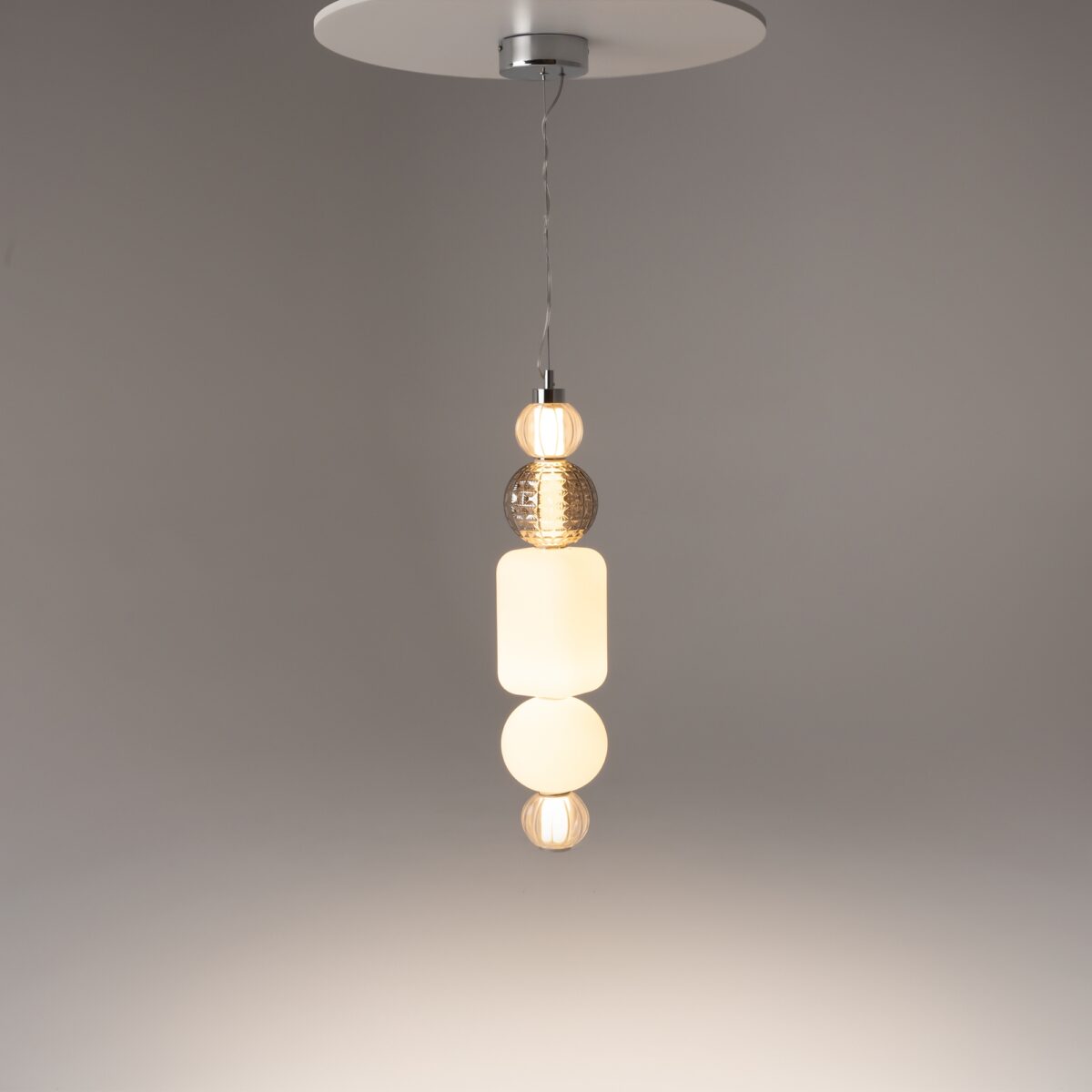 PHOTO_on_live_P069PL-L35G3K1_standard Pendant Lamp P069PL-L35G3K1 1